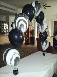 Black And White Balloons Arch Tying The Knot Ideas Black Tie Party Black And White Balloons Black And White Theme