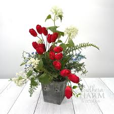 Maybe you would like to learn more about one of these? How To Make A Patriotic Table Arrangement For 4th Of July