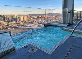 5 Bonnes Raisons D Installer Une Mini Piscine Chez Soi