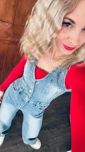 Ruffles & Rags Boutique 🎀🤍 1591 Heart Lake Road Jermyn PA Good Morning  Beauties! I will be open today Wednesday December 18th 1pm-530pm🌲 ⛄️🤍 1.  I will be doing the $3 sale