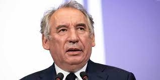 Son père calixte bayrou est agriculteur et surtout maire du village. Au Modem L Avenir Politique De Francois Bayrou Est Devenu Flou
