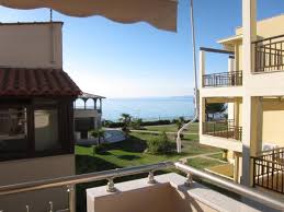 Отель meliton inn 3* расположен у пляжа парадисос, в 15 минутах ходьбы от центра неос мармараса, на полуострове ситония. Meliton Inn Beach Picture Of Meliton Inn Hotel Suites Neos Marmaras Tripadvisor