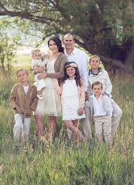 Picture Clothes By Color Series Brown Capturing Joy With Kristen Duke Family Picture Outfits Family Photography Fall Family Photos
