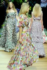 D G Slideshow On Style Com Fashion Show Boho Chic Fashion Fashion