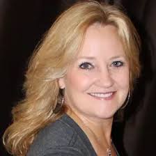 Diana Holley's Instagram, Twitter & Facebook