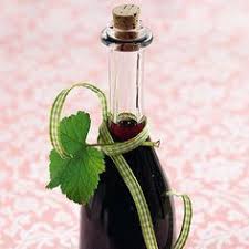 Schwarzer Johannisbeer Sirup Rezept Johannisbeersirup Sirup Schwarze Johannisbeeren Likor