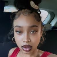 Yvette Quiles's Instagram, Twitter & Facebook