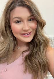 Taryn Grace (@tarynlather)