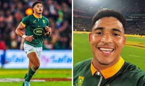 📻 Sacha Feinberg-Mngomezulu is South Africa's new sound at 🔟! 📱 Digital  mag: hmshop.co.za/product/sa-rugby/