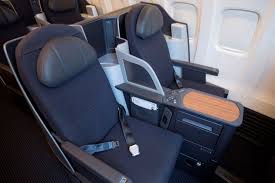 While aa currently does not enjoy the best reputation, their domestic first class product is certainly better than most people think. American Airlines First Class Seats United Airlines And Travelling