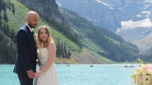 Das ganze jahr über gibt es ständig streit und an dem tag dann sollen alle feiern. Du Und Ich Intime Hochzeit Zu Zweit Juwelier Schmuck Ratgeber