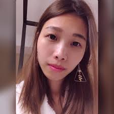 獎*** 愛牌倩碧又出了革命性商品👩‍❤️‍💋‍👩 保濕最厲害的水磁場系列五月推出了終極！保濕精華！ 整罐都粉紅色的~超萌超療癒！  還可以立即為肌膚提升179％保濕力!!!!!! 三月底到北海道時膚況都沒問題