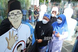 Keluarga adalah harta yang tak perlu kamu cari, karena keluarga akan selalu ada untukmu. Zu5h8gndemt1im