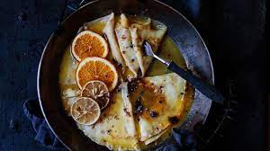 Have its own subject, which is often a pronoun or a noun phrase including a pronoun: Almost Crepes Suzette