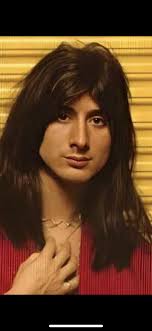 GOOD SUNDAY TO ALL MY PERRY FAM FILLED WITH MUSIC AND HAPPINESS !!!!!!  🥰☀️🎶🎤