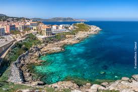 Bonjour à tous, tout d'abord désolé pour ce long post. La Corse En Van Amenage L Ile De Beaute Se Decouvre Par La Route Van Life Magazine