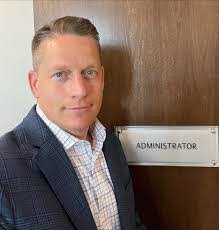 Derrick Holbrook's Instagram, Twitter & Facebook