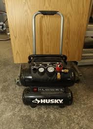 Husky 4 Gallon Air Compressor 155psi Max 1 5hp Model 9417061 Air Compressor Compressor Inflators