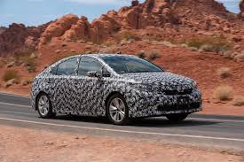 But is a sleek shape, more elegant cabin, and better driving. Toyota S Fuel Cell Car To Enter Production In 2015 Ces Preview