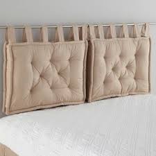 Garanzia dielle sui letti imbottiti casablanca: Caratteristiche Del Cuscino Per Testata Letto Finiture Con Passanti Imbottitura In Poli Testata Del Letto Testiere Imbottite Arredo Camera Da Letto Vintage