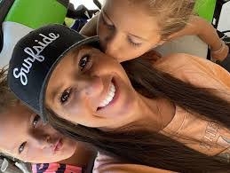 Stacey Bowman's Instagram, Twitter & Facebook