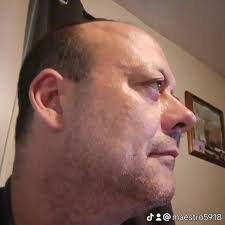 hello get a hould of me so we can chat