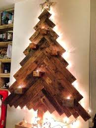 25 Creative Wall Mounted Christmas Trees Digsdigs