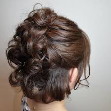 .very cute, romantic and sophisticated half up half down hairstyles. 50 Superb Wedding Looks To Try If You Have Short Hair Hair Motive Hair Motive