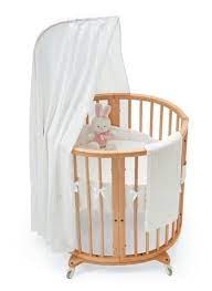 berceau bebe evolutif en bois ou pliant notre selection lit bebe rond berceaux ronds berceau bebe