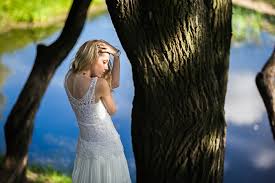 10 Easy Ways To Capture Outdoor Portrait Photography Do not be afraid to combine these tips with your ideas, experiment. outdoor portrait photography