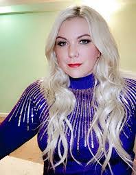 Toby Tracy's Instagram, Twitter & Facebook