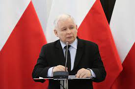 Giustificò i suoi atti come tentativi di combattere contro. What Does Jaroslaw Kaczynski Want Poland And The Rule Of Law