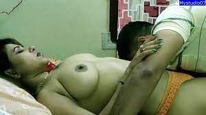 Indian beautiful bhabhi hardcore sex with lover and they caught! what next?  - XNXX.COM
