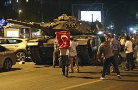 Türk silahlı kuvvetleri (tsk) içindeki cunta yapılanması tarafından 15 temmuz 2016'da gerçekleştirilen darbe girişiminin üzerinden 3 yıl geçti. 15 Temmuz Darbe Girisimi Fotograflar Facebook