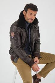 Marron is also one of the french translations for brown. Blouson Cuir Marron Patrouille De France Patrouille De France Redskins Rafal Icon Marron Cesare Nori Depuis 1955