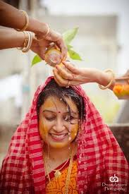 Indian Wedding Haldi Ceremony Bengali Wedding Rituals Indian Wedding Photography By Dream Artisans Haldi Ceremony Indian Wedding Photography Bengali Wedding