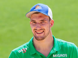 Für den Brünig-Kranz muss Damian Ott ganz schön die Zähne zusammenbeissen.