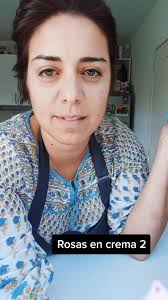 Rosas en crema 2#esquel #patagonia #cake #pastrylife  #selvarodriguezpastelera