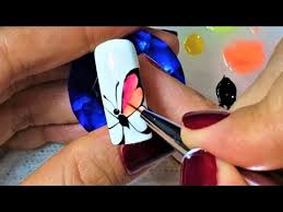 Modelo de uñas para pie/decoración de uñas pie flor y mariposa/bella decoración de uñas pie. Unas Con Diseno O Estilo De Mariposa Solo Tendencias