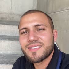 Juan Marulanda (@diegomrla)