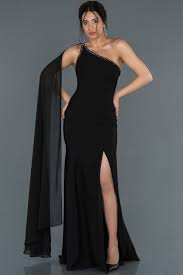 Siyah Bacak Ve Sirt Dekolteli Balik Abiye Abu1339 2021 Elbise Modelleri Elbise The Dress