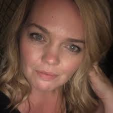 Elizabeth Willhite's Instagram, Twitter & Facebook