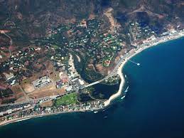 Malibú) is a beach city in western los angeles county, california, situated about 30 miles (48 km) west of downtown los angeles. Malibu California Wikipedia