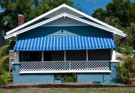 Anyone who thinks mobile or manufactured homes are boring or insubstantial probably hasn't seen one that's attractively painted. Exterior Mobile Home Painting Options Mobile Homes Ideas