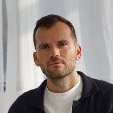 Aaron Bromberg's Instagram, Twitter & Facebook