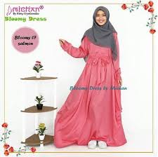 Jgan lupa subscribe channel ni desain lengan baju gamis terbaru yg di minati oleh wanita bagus tuk inspirasi anda #lenganbaju. Gamis Michan Bloomy Dress 07 Baju Muslim Wanita Baju Muslimah Untukmu Yang Cantik Syari Dan Trendy Matt Roberto Cavalli Reslet Dresses Hijab Jilbab