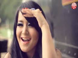 Download lagu kereta malam koplo sera. Juwita Bahar Kereta Malam Official Music Video Hd Youtube