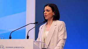 Εν όψει των συναντήσεων δένδια στην άγκυρα, η κ. Xamos Sto Twitter Me Palies Anarthseis Ths Pelwnh H Apanthsh Ths Kai To Epiko Sxolio Toy Tsakalwtoy Se Tweet Toy 2015