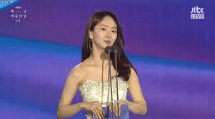 선배, 그 립스틱 바르지 마요 e06 / 원진아 로운 gif (2) 2021.02.06 ë°±ìƒì˜ˆìˆ ëŒ€ìƒ ë°°ìš° ì›ì§„ì•„ Gif Mlbpark