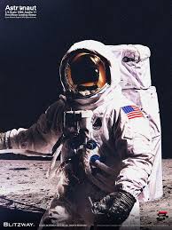 The fire that 'saved' the moon missions. Astronaut Apollo 11 Lm 5 A7l Version Ca 79 Cm By Blitzway The Real Superb Scale Hybrid Statue 1 4 Bunker158 Com